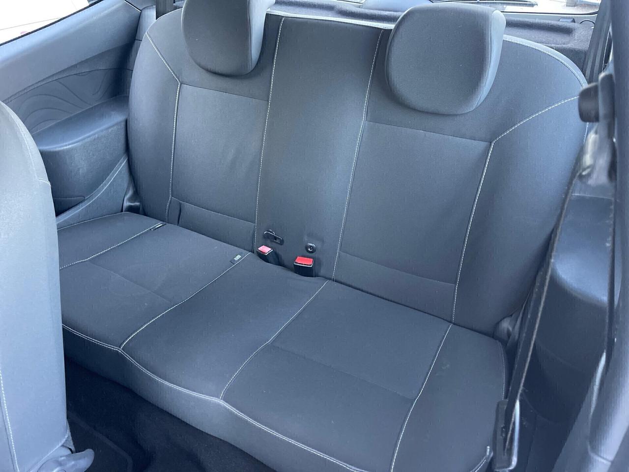 Renault Twingo 1.2 16V LEV Miss Sixty