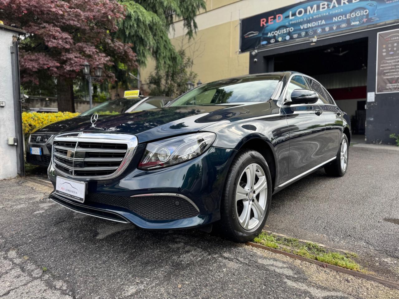 Mercedes-benz E 220 E 220 d Premium Plus solo Export