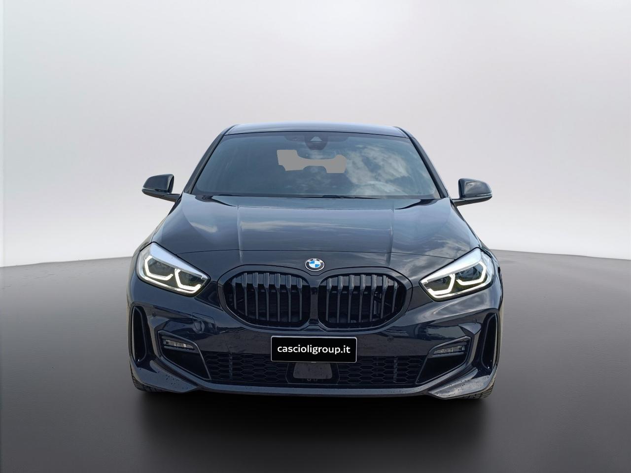 BMW Serie 1 F40 - 118d Msport auto