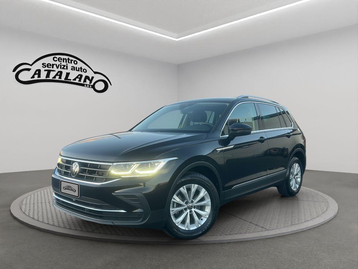 VOLKSWAGEN - Tiguan - 2.0 TDI 150cv DSG Executive BMT