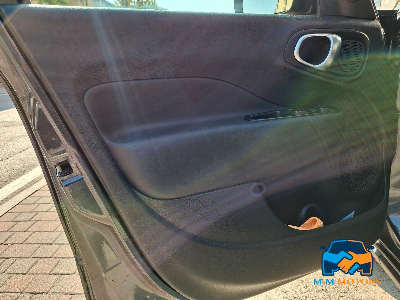 FIAT 500L cross per neo patentati