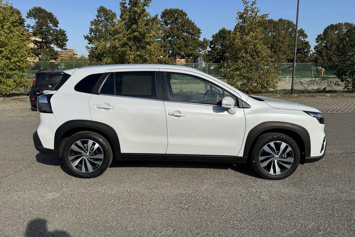 SUZUKI S-Cross 1.5 140V Hybrid A/T Starview