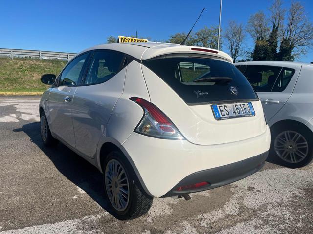 LANCIA Ypsilon 1.2 69 CV 5 porte Silver