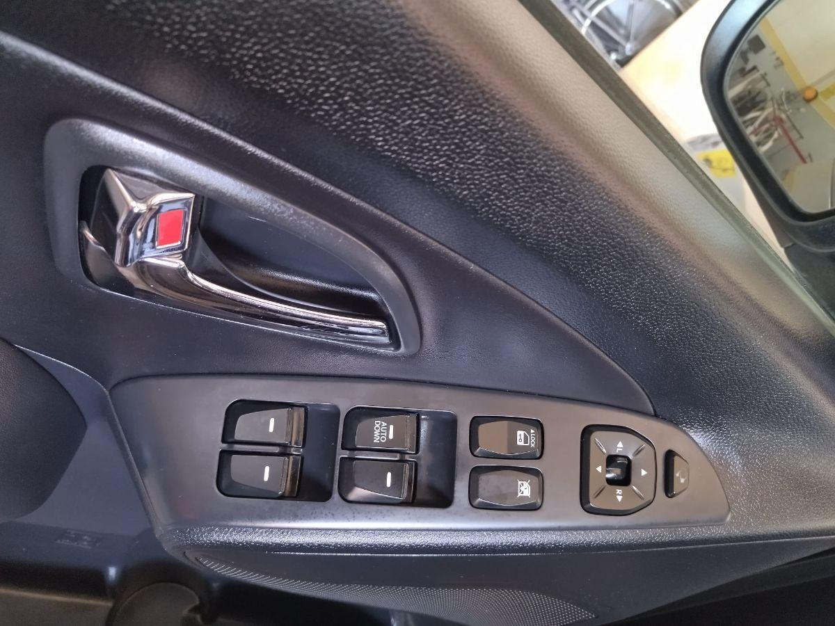 HYUNDAI iX35 1.7 CRDi 2WD Comfort 11/2012