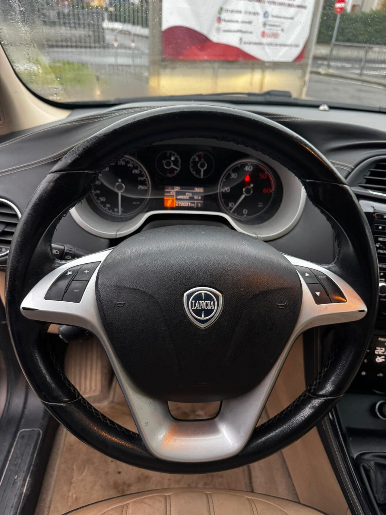 Lancia Delta 2.0 MJT DPF Executive