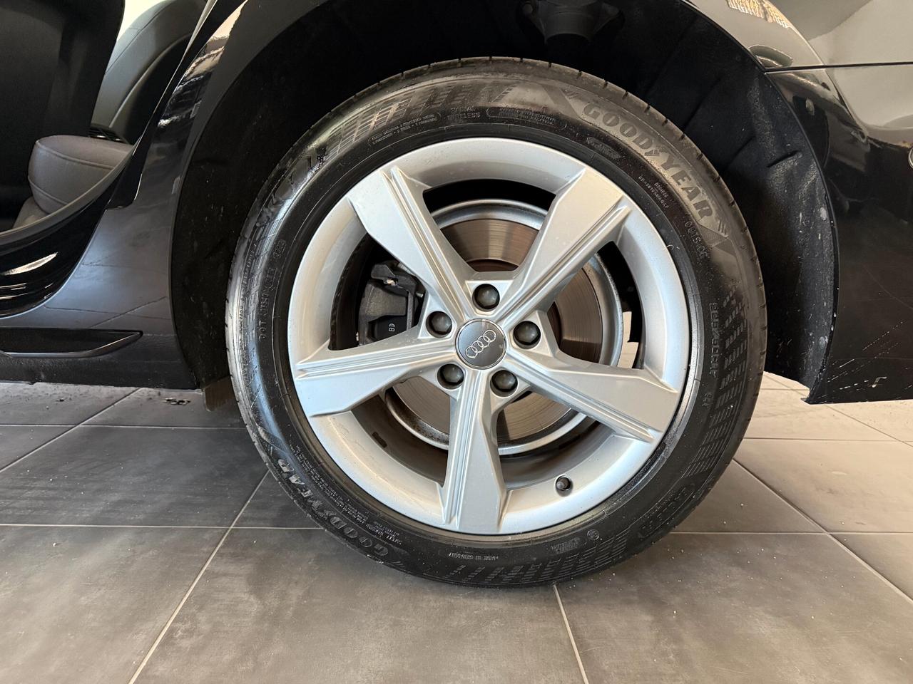Audi A4 35 TDI/163 CV S tronic Business Advanced