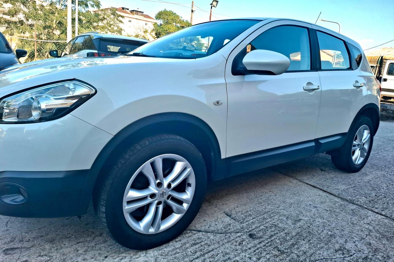 Nissan Qashqai 1.5 dCi DPF Tekna