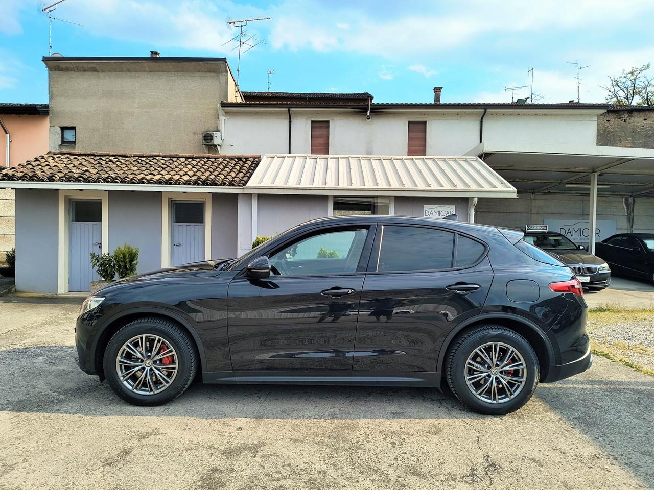 Alfa Romeo Stelvio 2.2 Turbodiesel 190 CV AT8 RWD Business