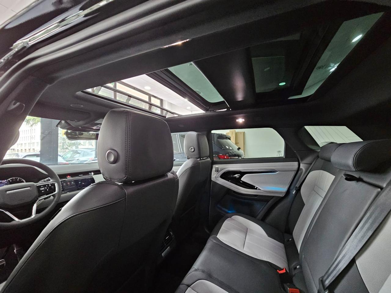 Land Rover Range Rover Evoque R-Dynamic C.20 Navi BlackPack Tetto Camera RDynami