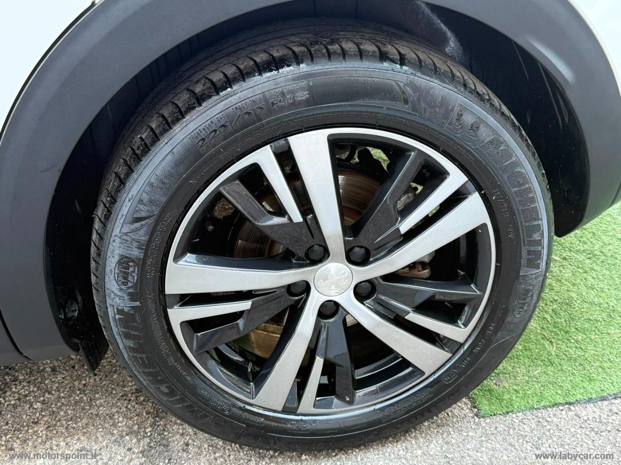 PEUGEOT 3008 BlueHDi 130 S&S GT Line