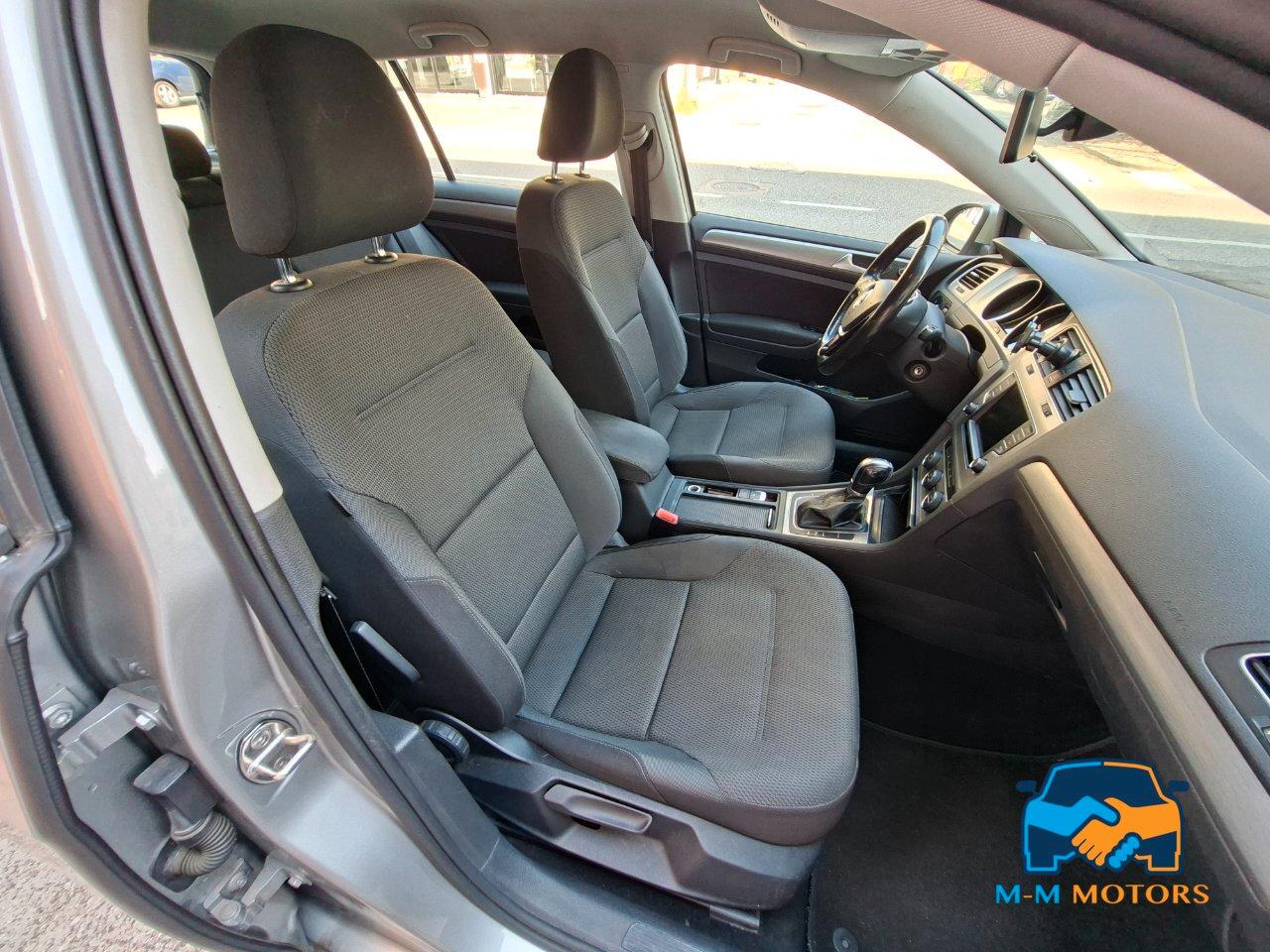 Volkswagen Golf 5 Porte Golf 5p 1.6 tdi 110cv dsg neo patentati