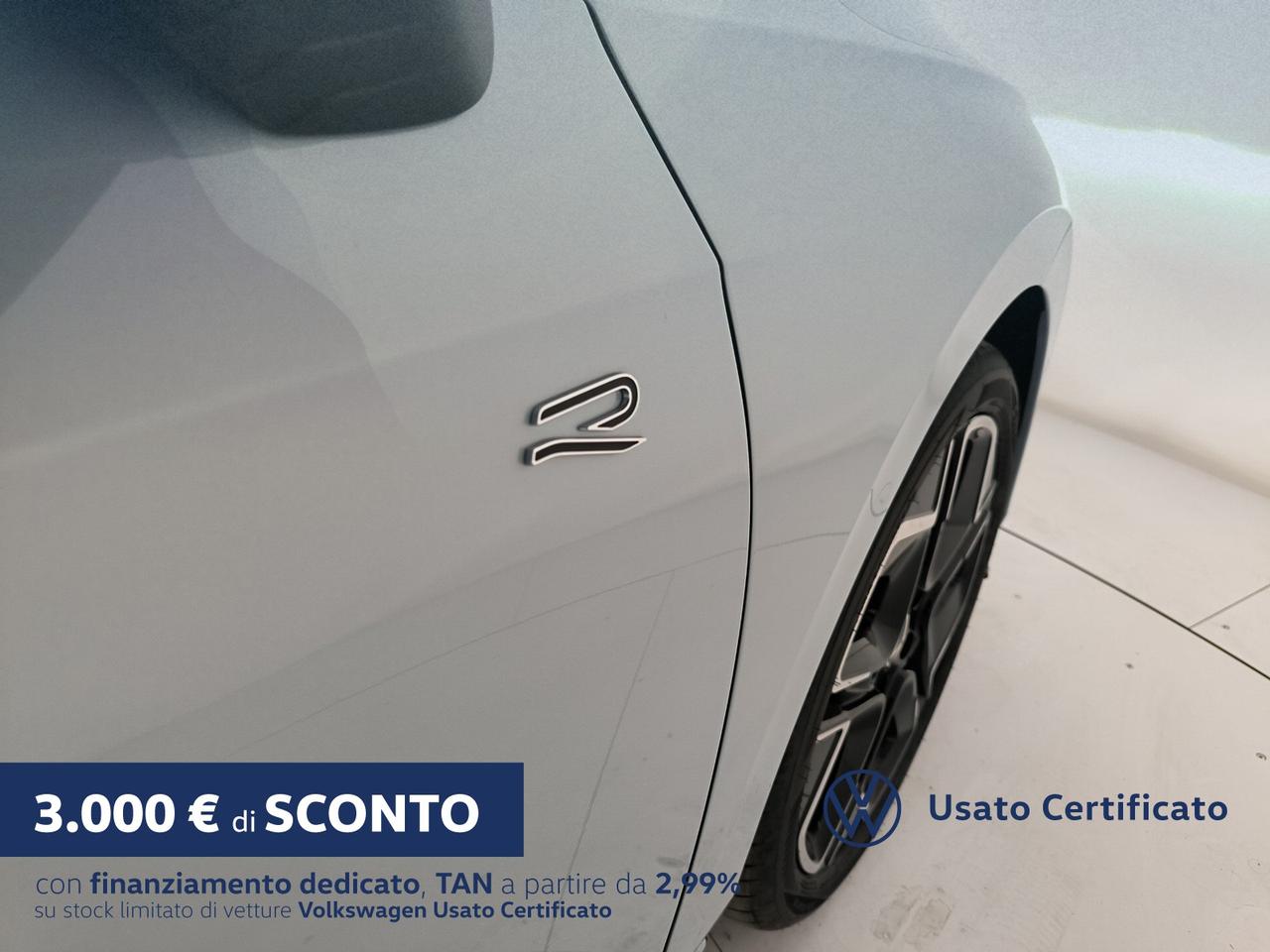 Volkswagen Golf 1.5 etsi r-line plus 150cv dsg