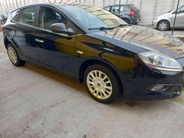 LANCIA Delta 1.6 MJT DPF 105 CV Silver NEOPATENTATI