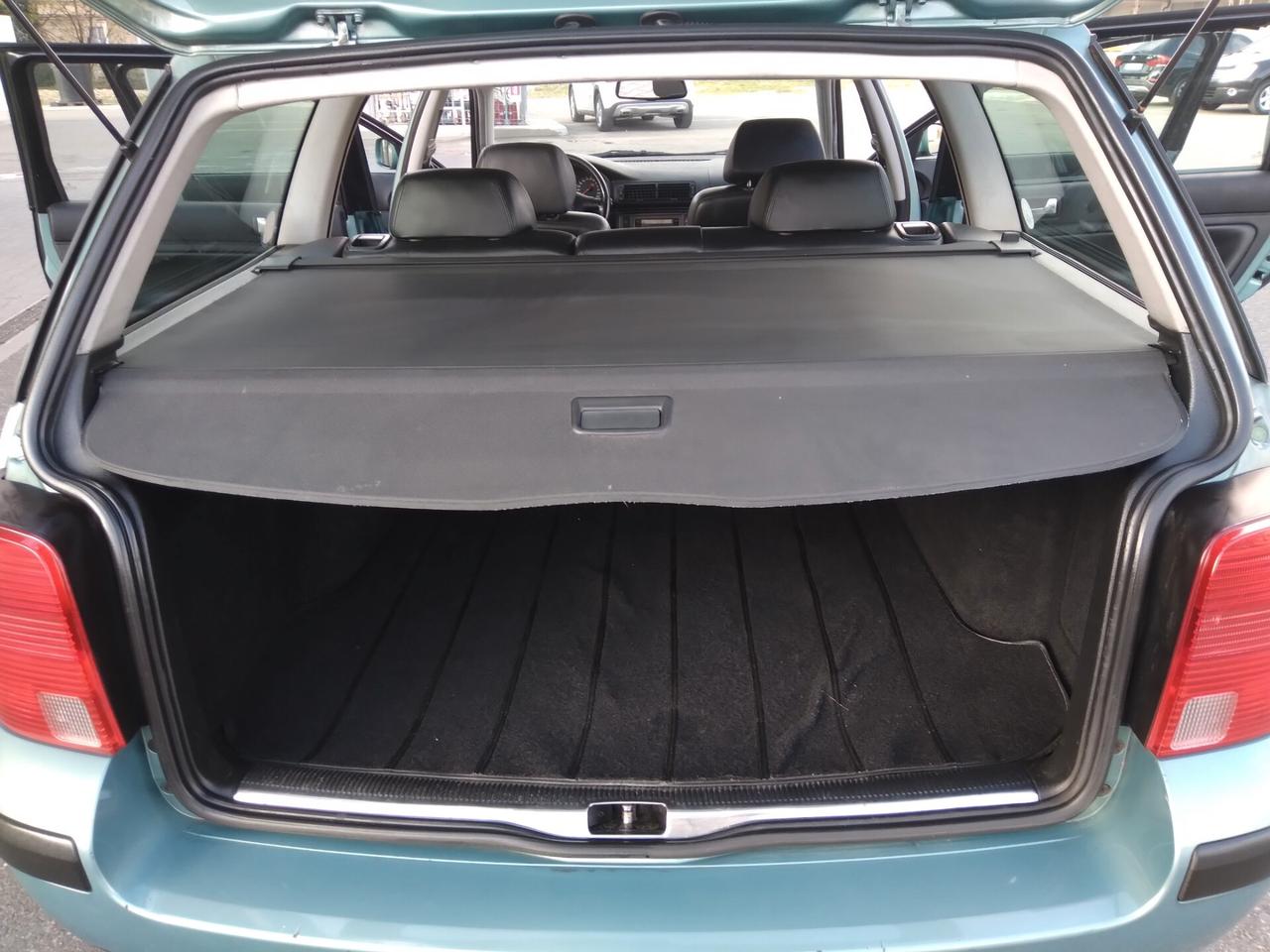 Volkswagen Passat 1.9 TDI/115 CV cat Var. H.line x neopatentati