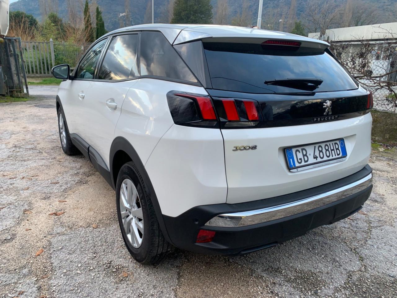 Peugeot 3008 BlueHDi 130 S&S EAT8 Allure