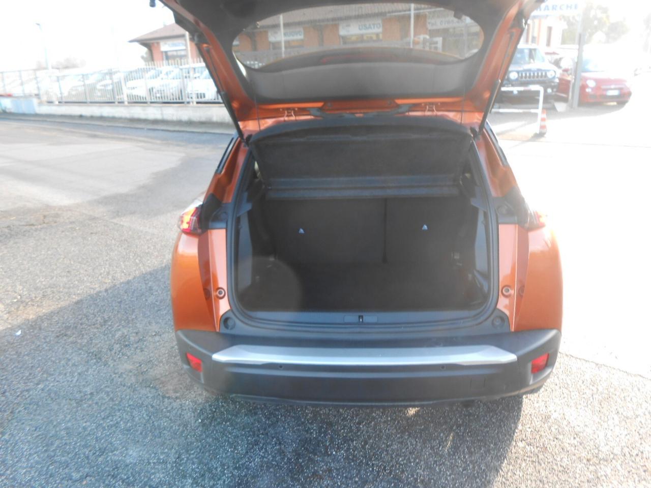 Peugeot 2008 PureTech 100 S&S Active Pack