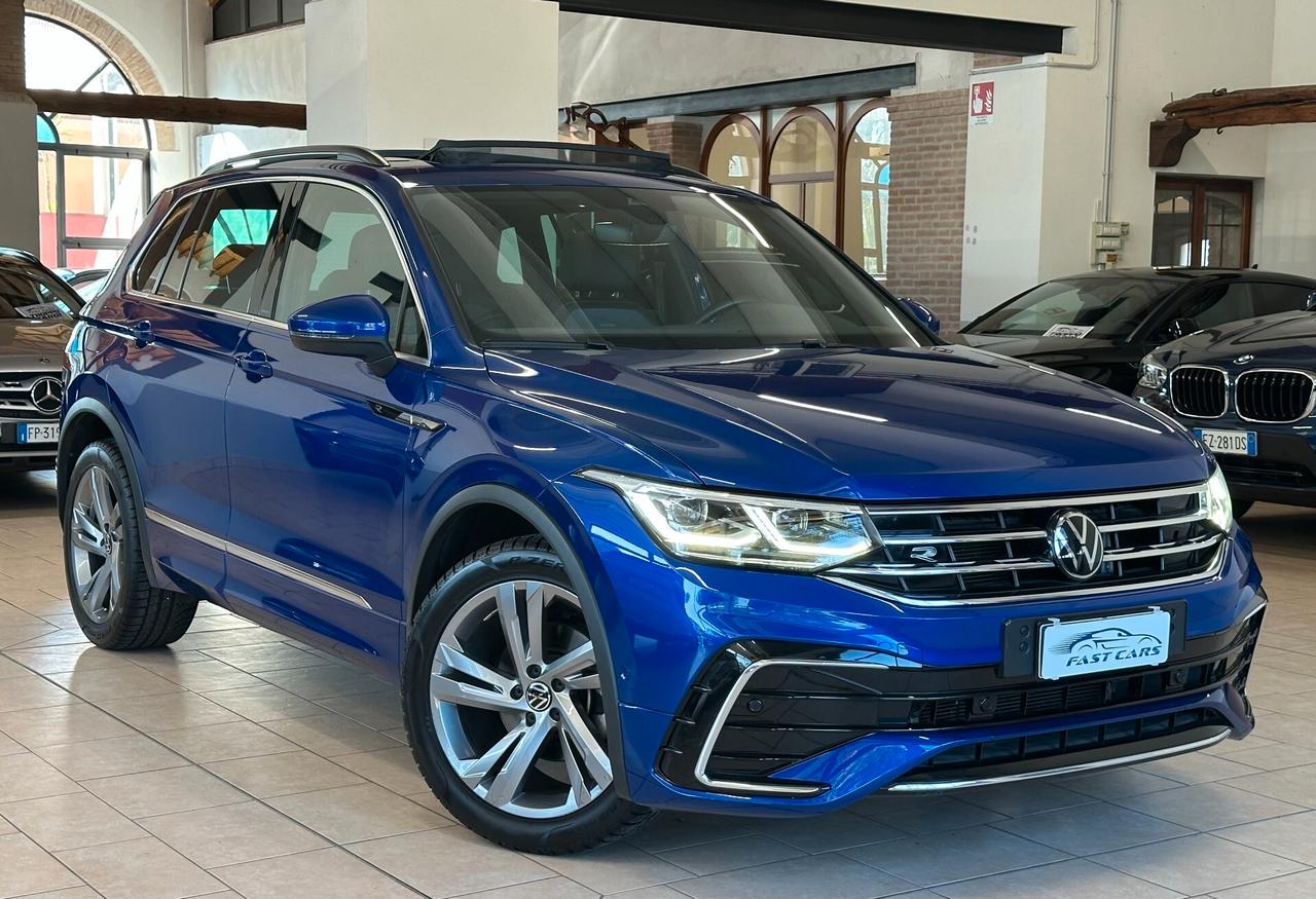 VOLKSWAGEN TIGUAN R-LINE 2.0 TDI DSG *TETTO*LUCI*RADAR*