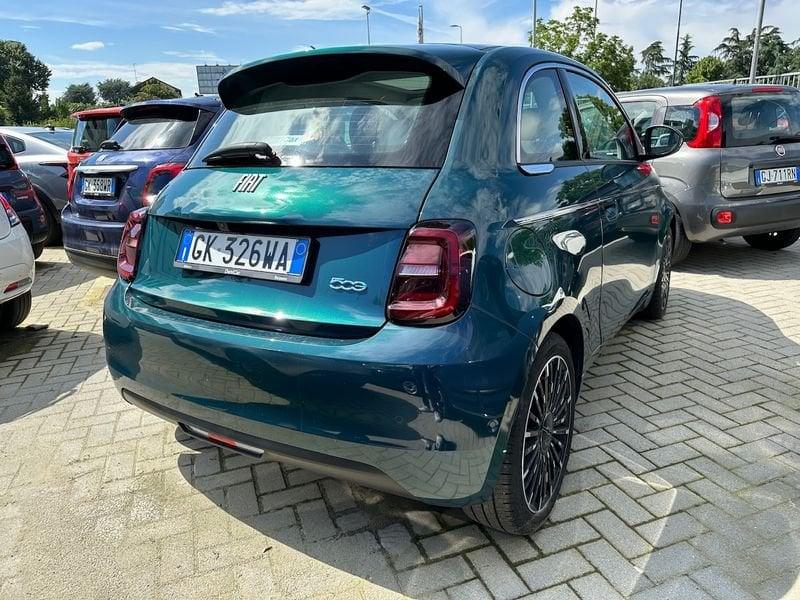 FIAT 500 La Prima Berlina