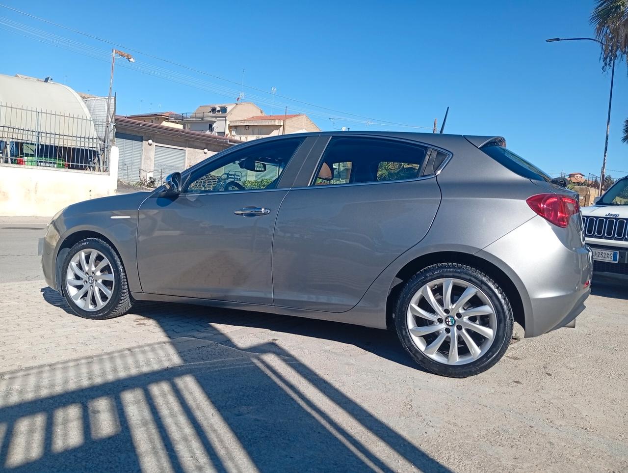 Alfa Romeo Giulietta 1.6 JTDm-2 105 CV Progression