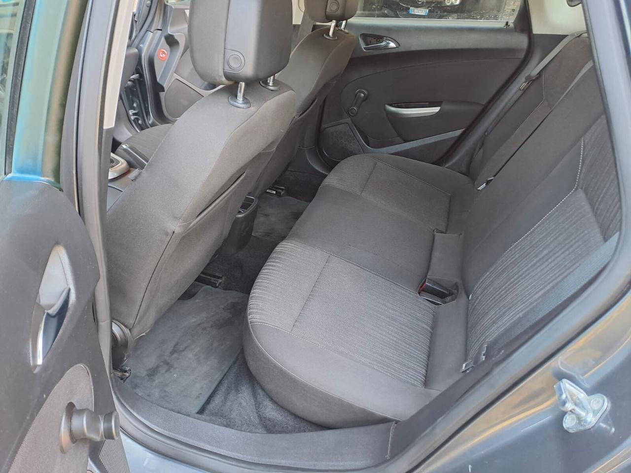 Opel Astra 1.7 CDTI 125CV 5 porte Cosmo