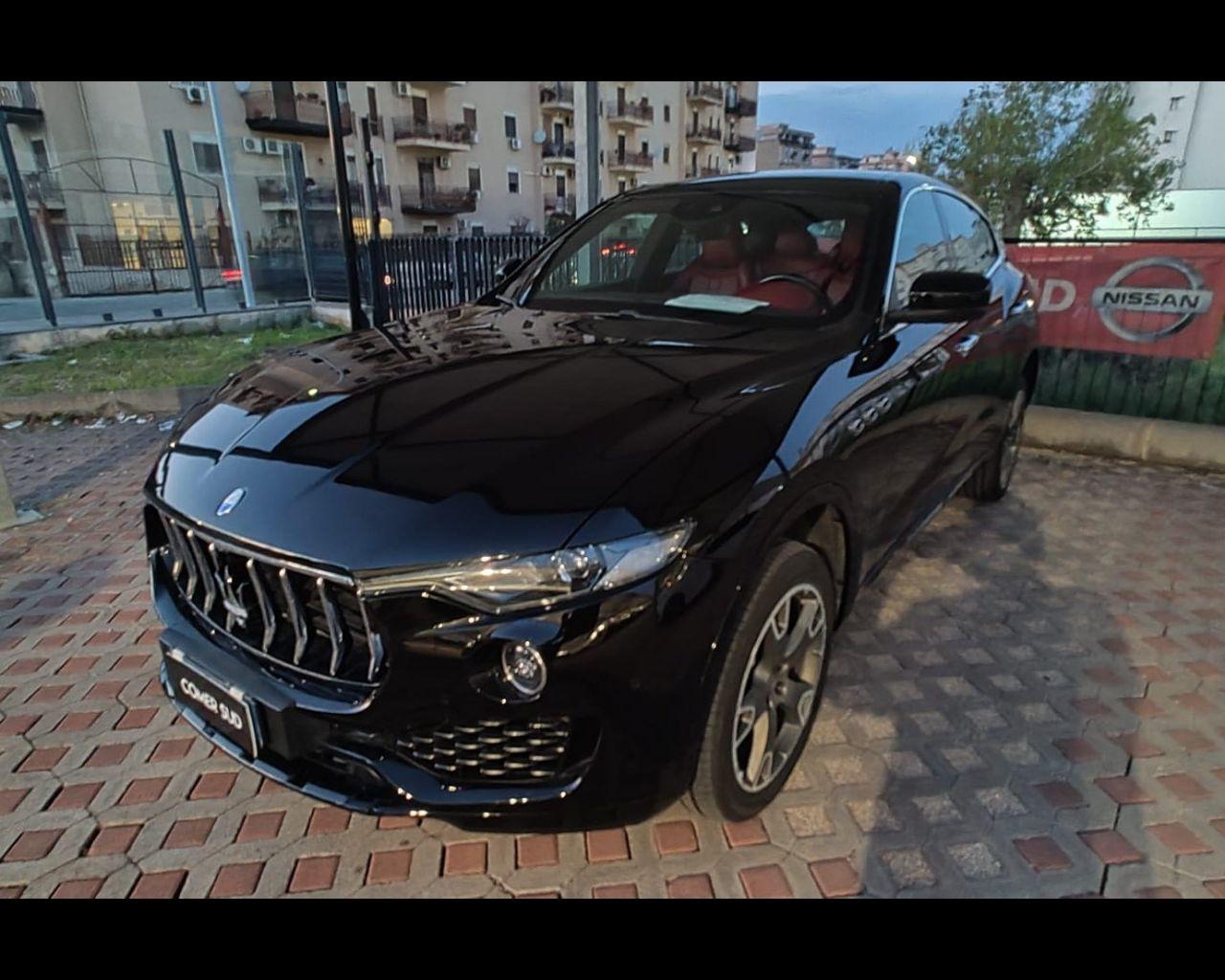 MASERATI Levante levante 3.0 V6 awd 250cv auto