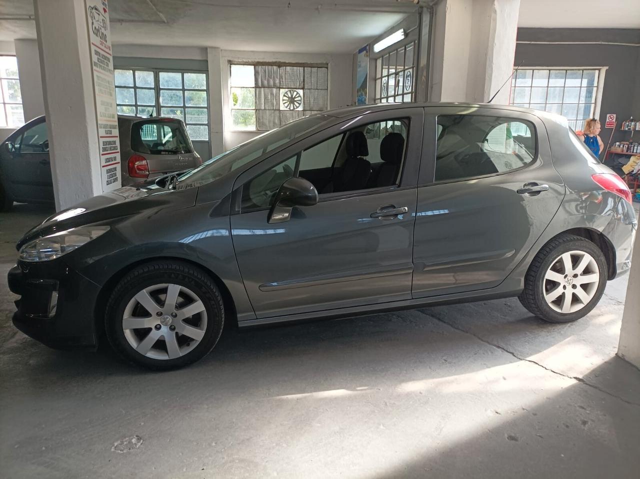 Peugeot 308 1.6 HDi 90CV 5solo 146000km Distr Nuova