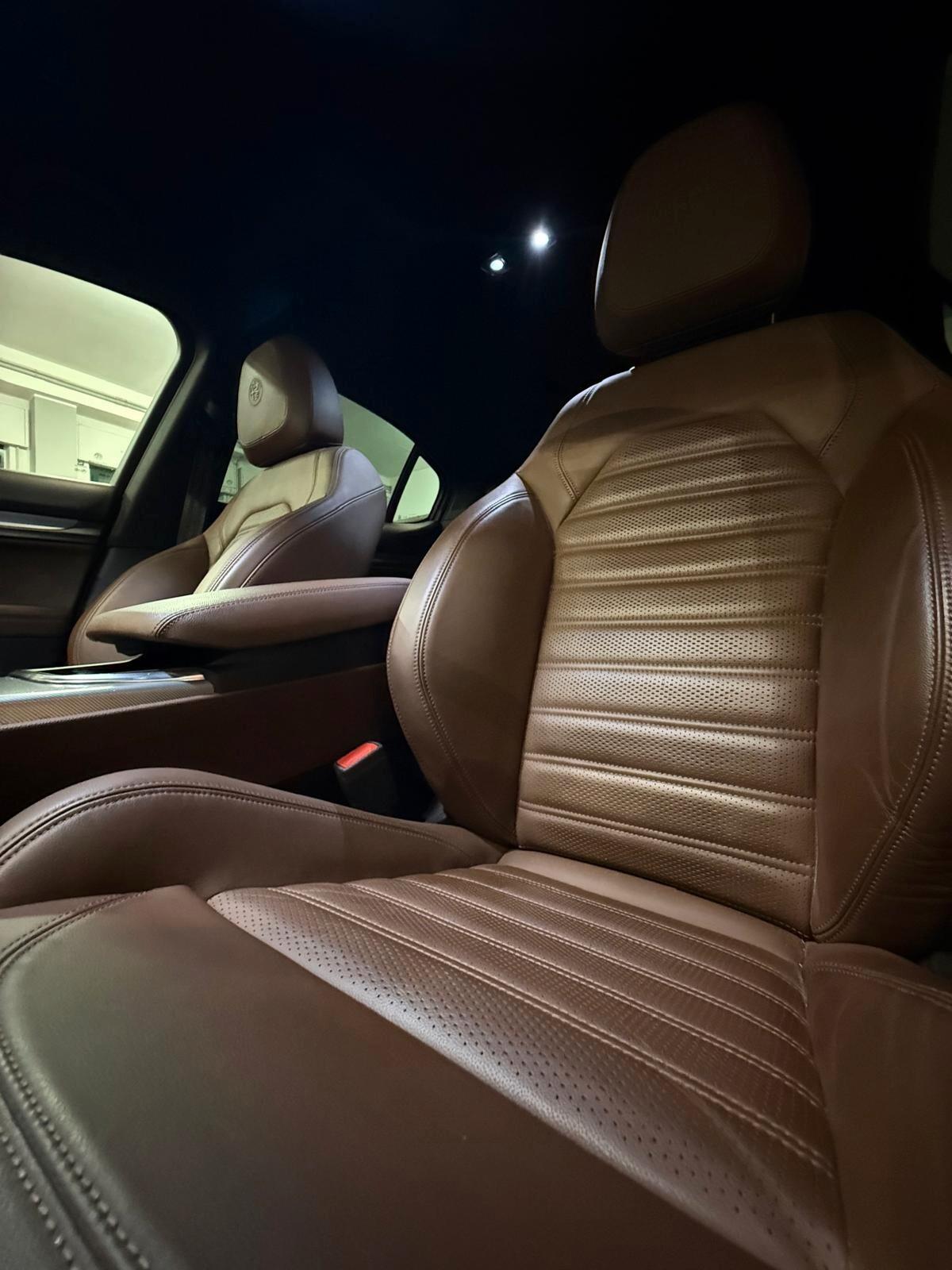 Alfa Romeo Stelvio 2.2 210 CV AT8 Q4 Veloce