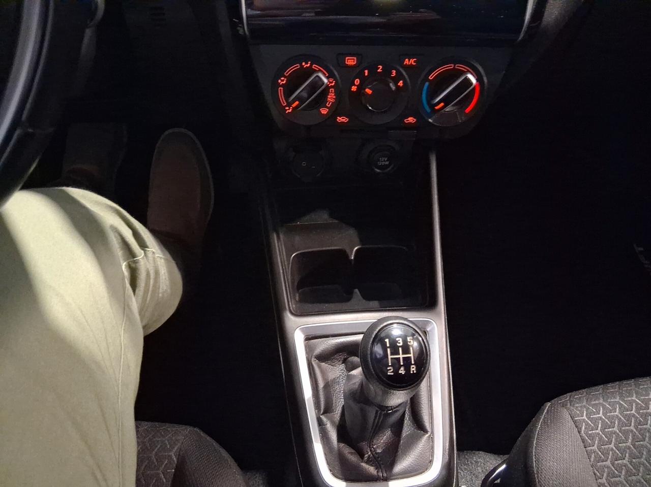 Suzuki Swift 1.2 Hybrid Cool 83CV 2WD