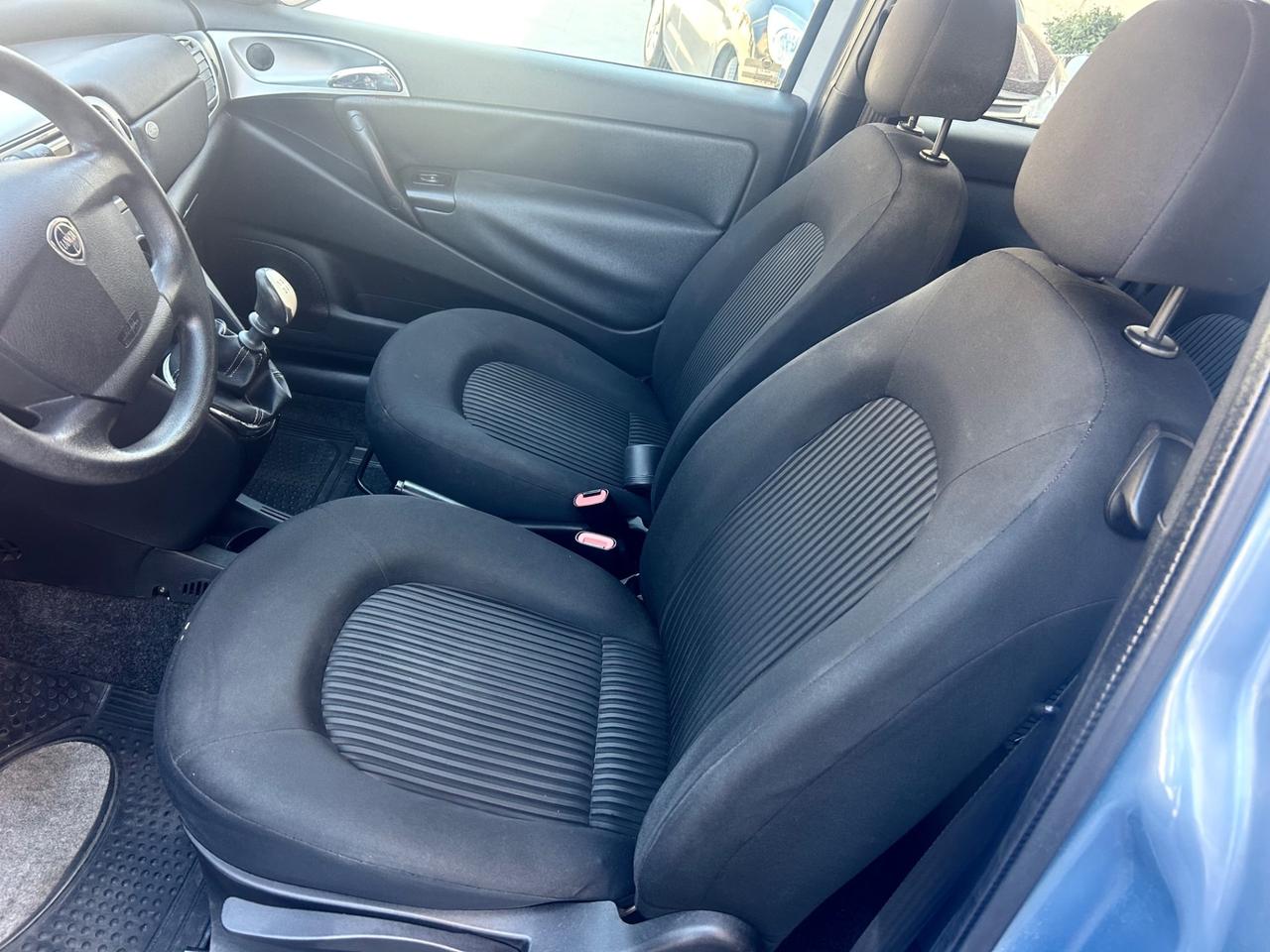 Lancia Ypsilon 1.2 Argento