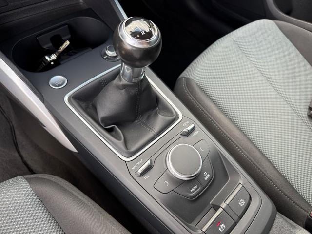 AUDI Q2 30 TFSI Admired