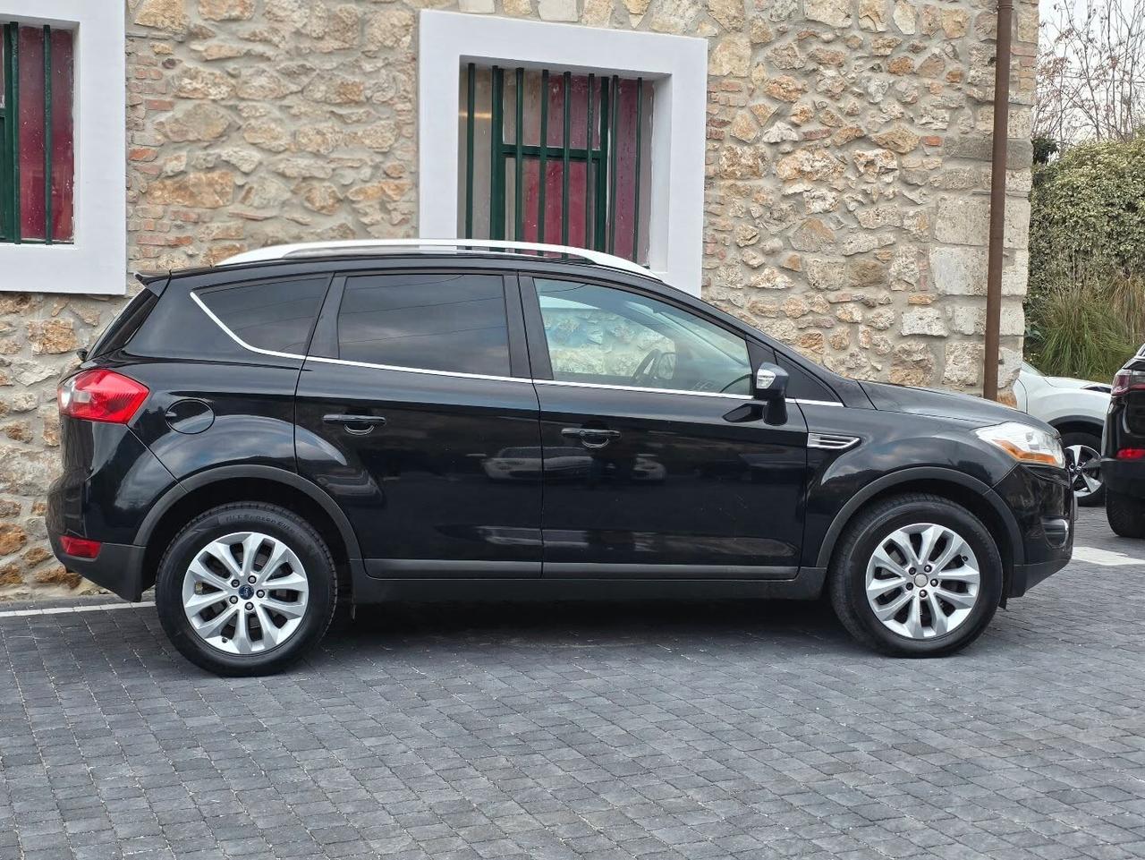 Ford Kuga Kuga+ 2.0 TDCi 140 CV 2WD DPF