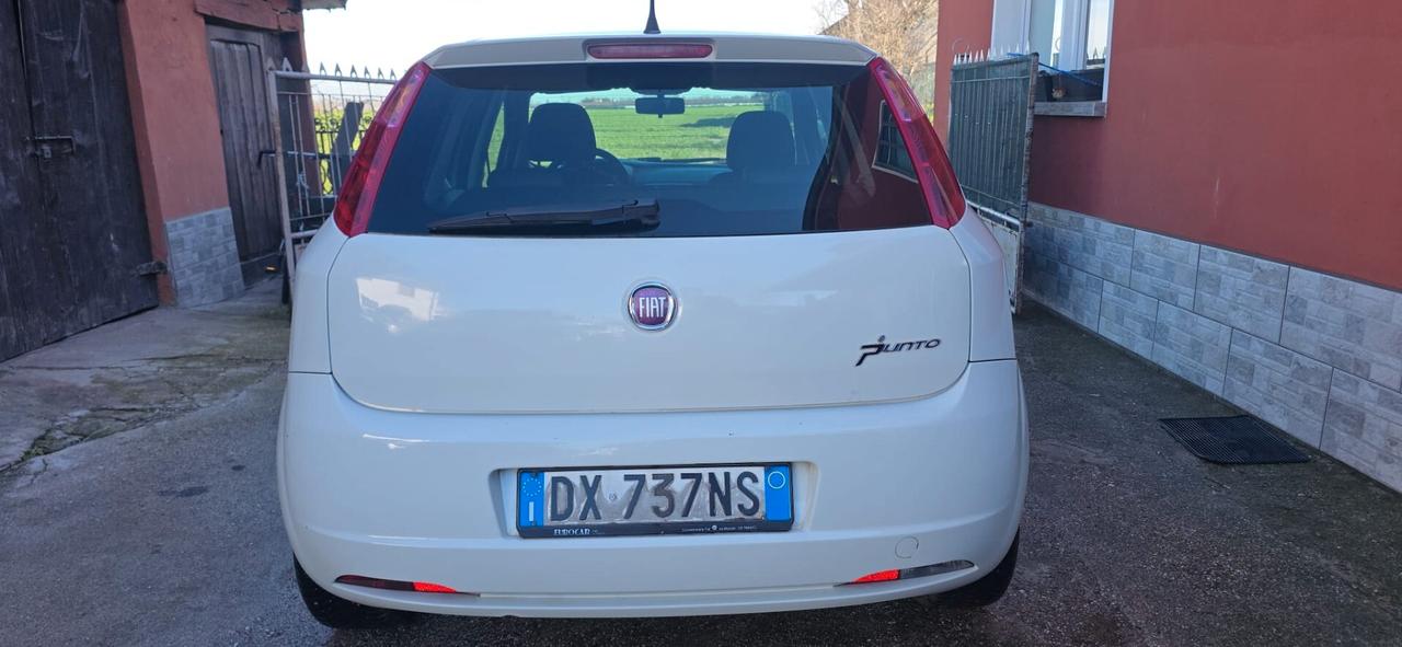 Fiat Grande Punto 1.4 5 porte Dynamic GPL valido