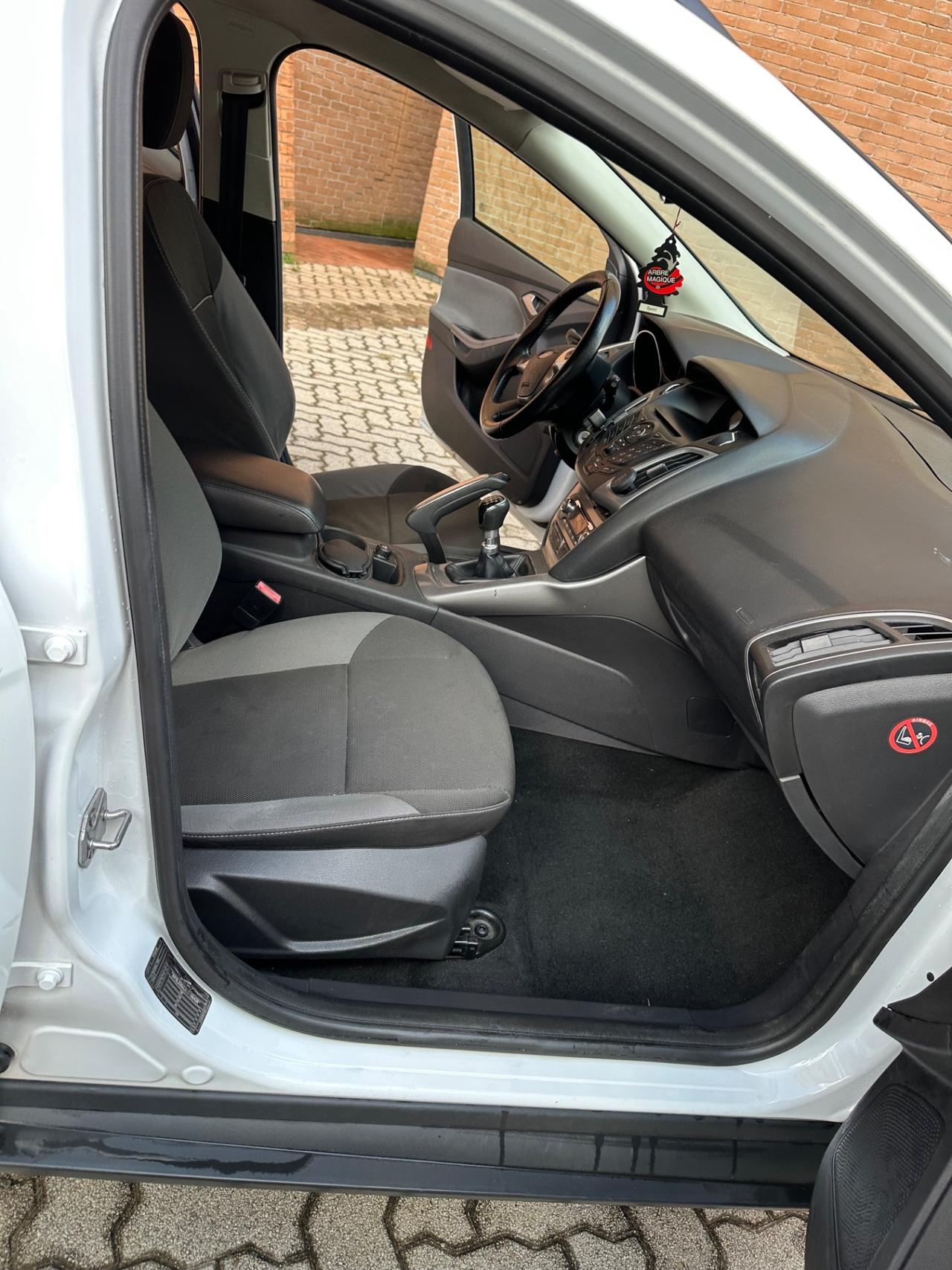 Ford Focus 1.6 TDCi 95 CV SW Titanium