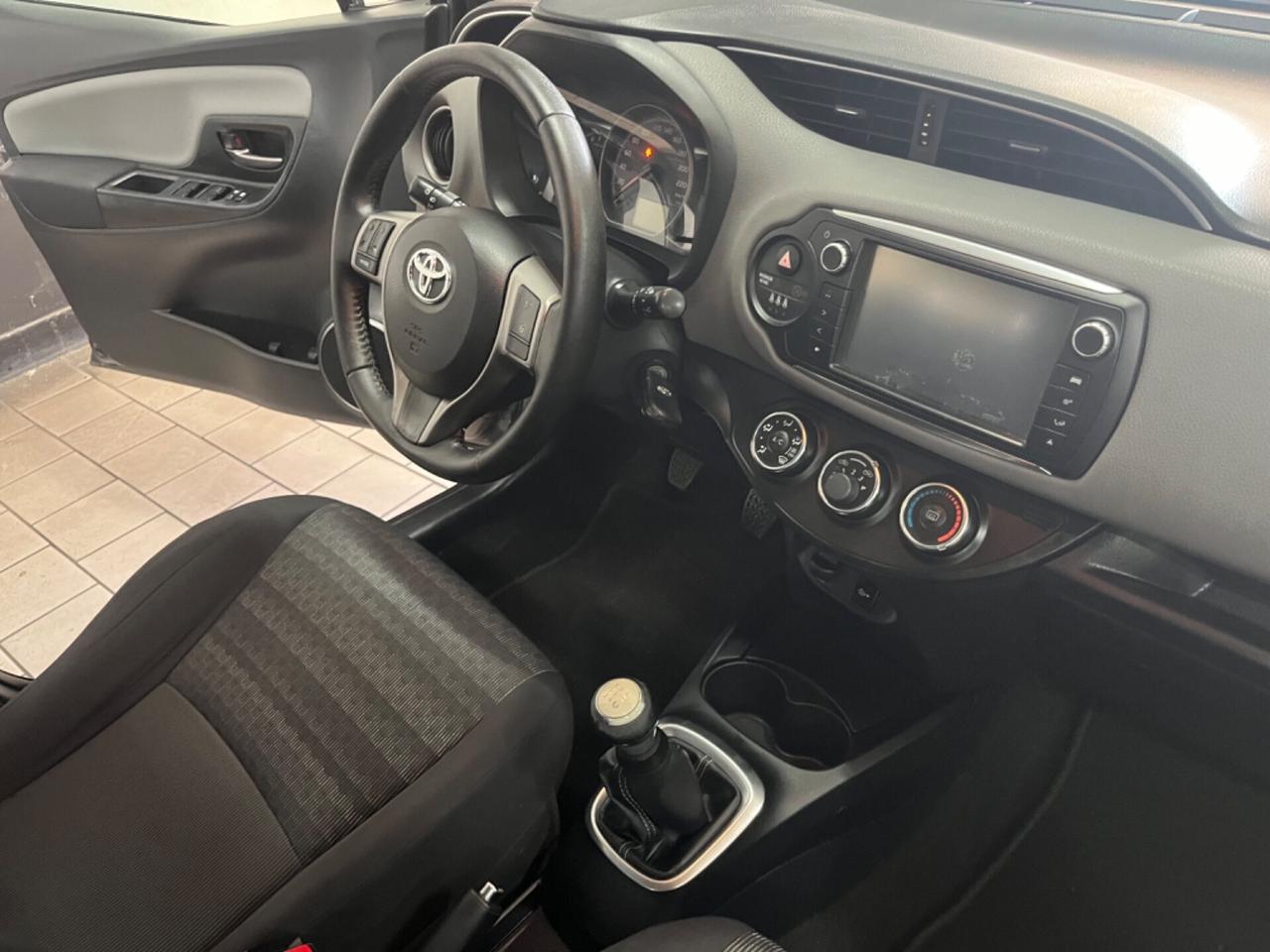 Toyota Yaris 1.0 gpl red edition full 2016