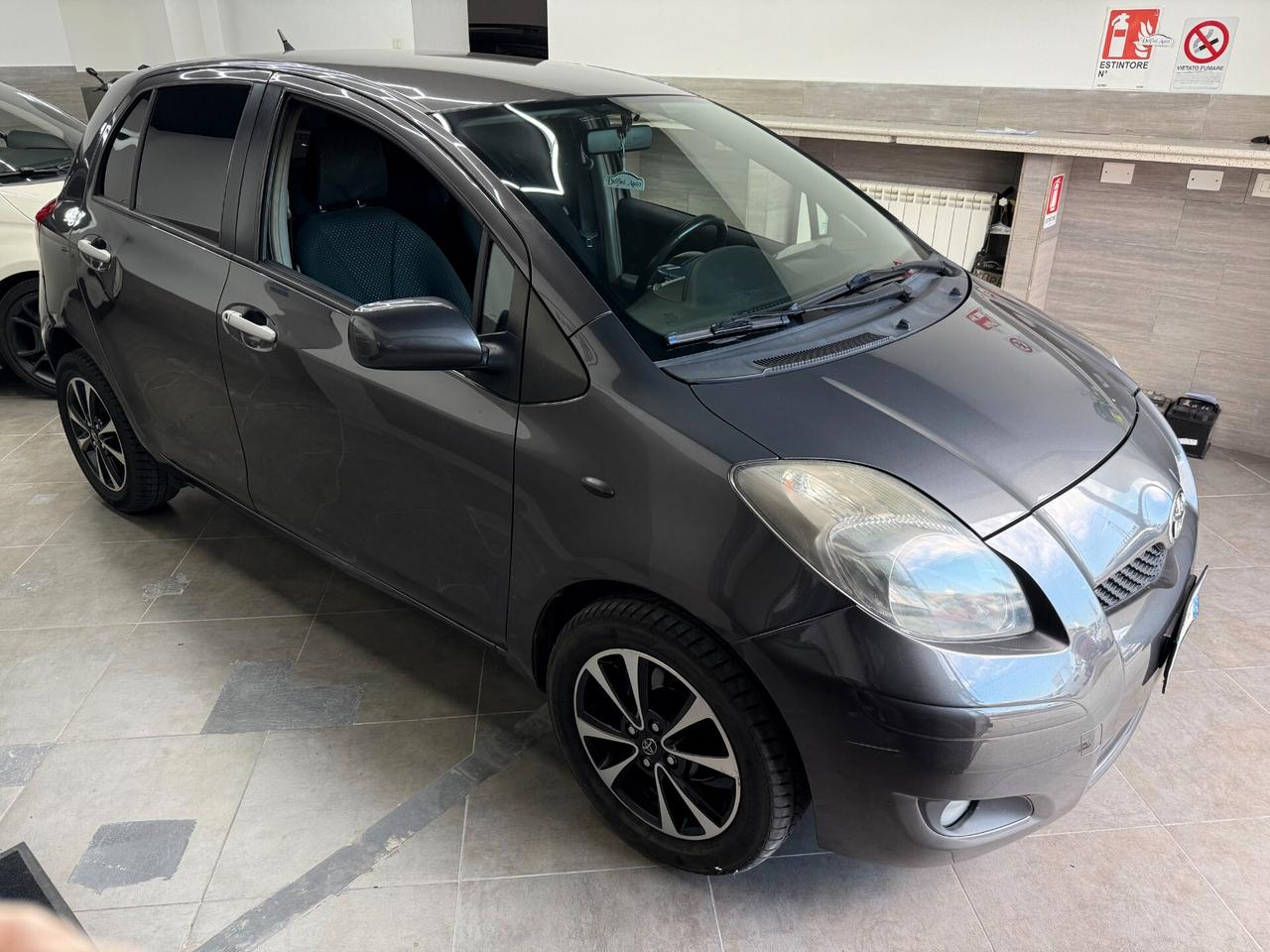 Toyota Yaris 1.4 D-4D DPF 5 porte
