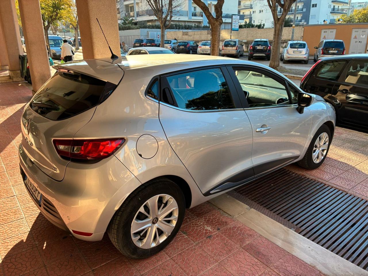 Renault Clio1.5dCi 75CV 5p perfetta garantita-17