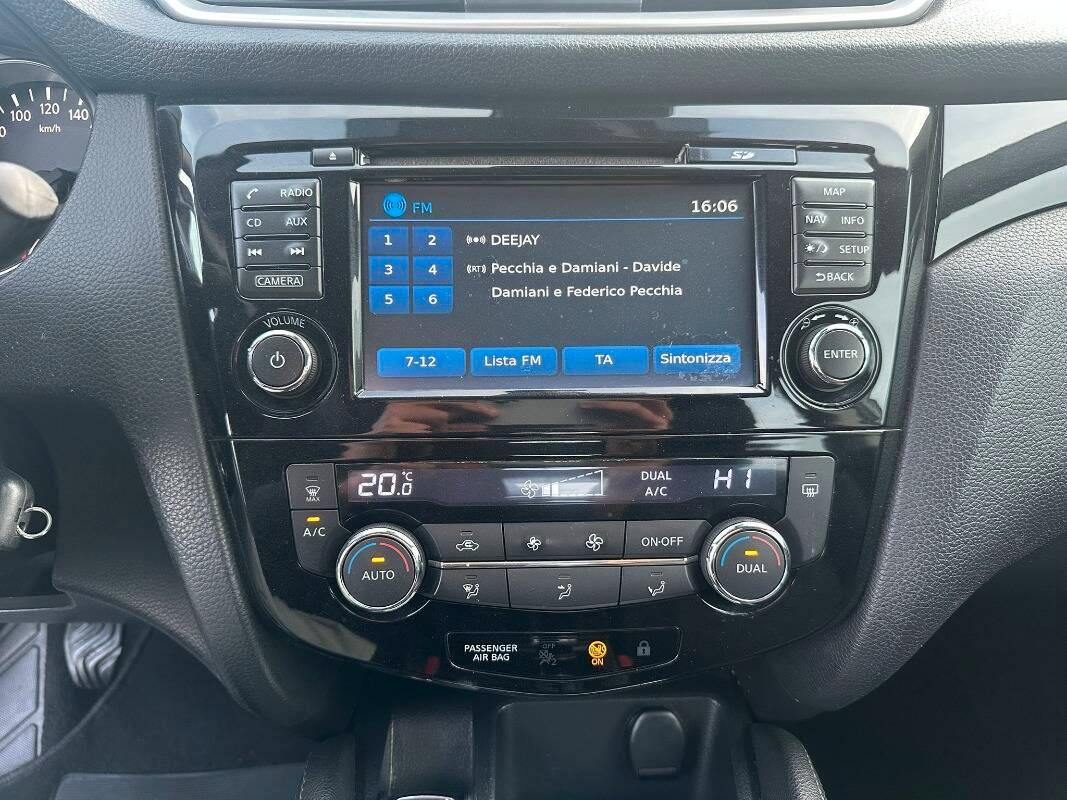 Nissan Qashqai 1.5 dci Tekna 110cv