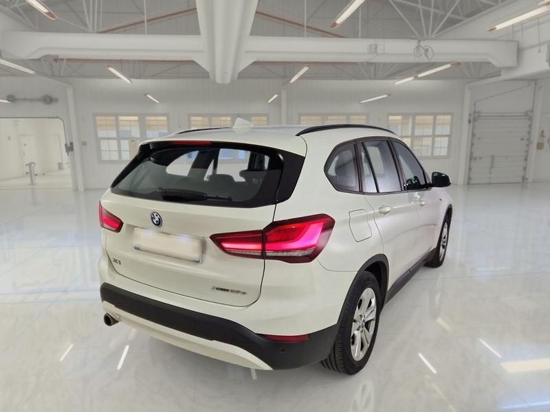 BMW X1 xDrive 25e Business Advantage automatico