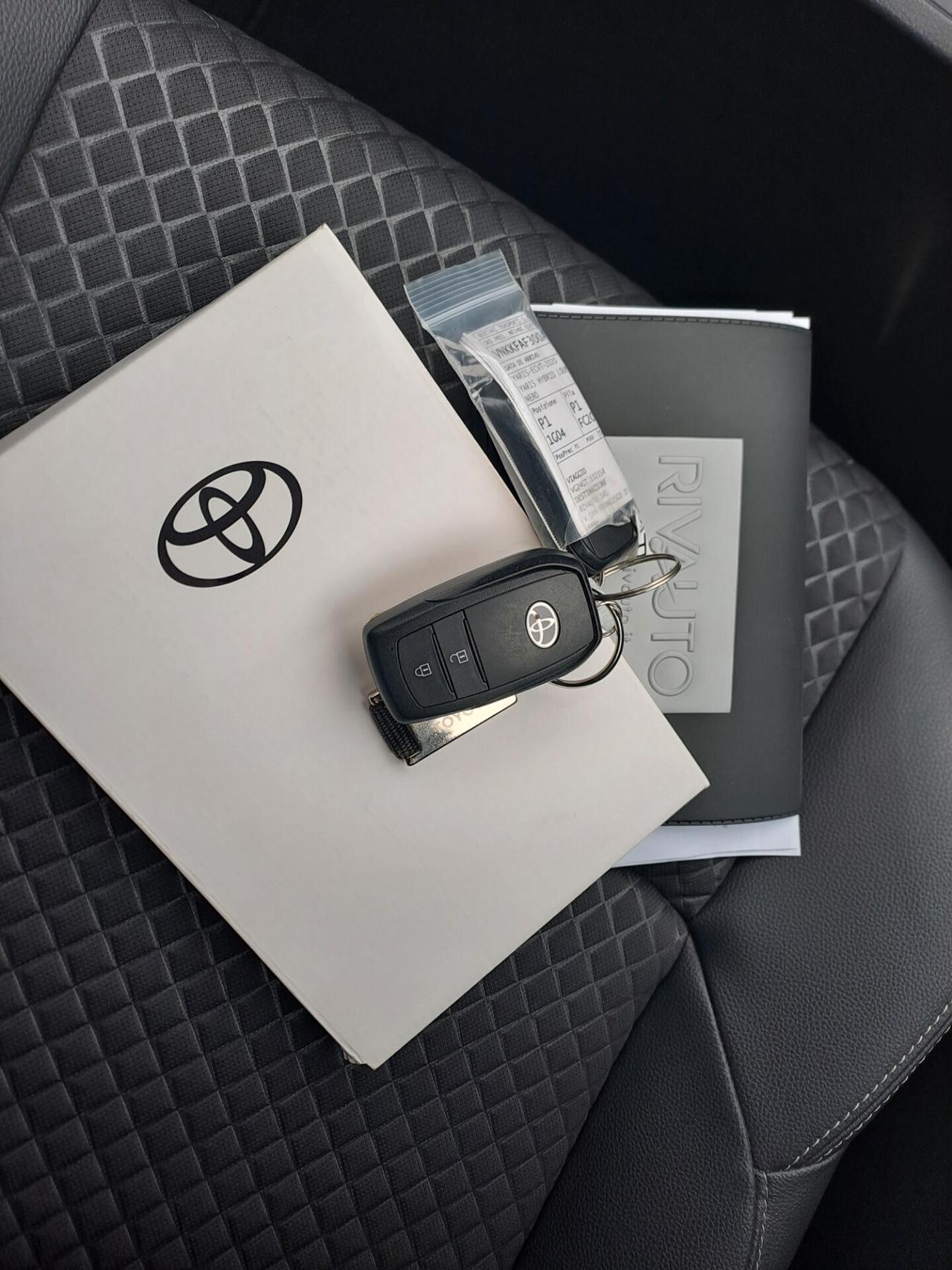 TOYOTA YARIS 1.5 HYBRID *SINISTRATA* GARANZIA 2027