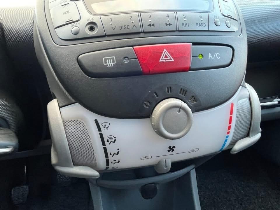 Peugeot 107 5p. Plaisir