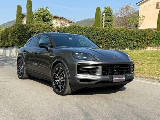 PORSCHE Cayenne Coupé 3.0 V6 E-Hybrid MOD. 2024 IVA ESPOSTA