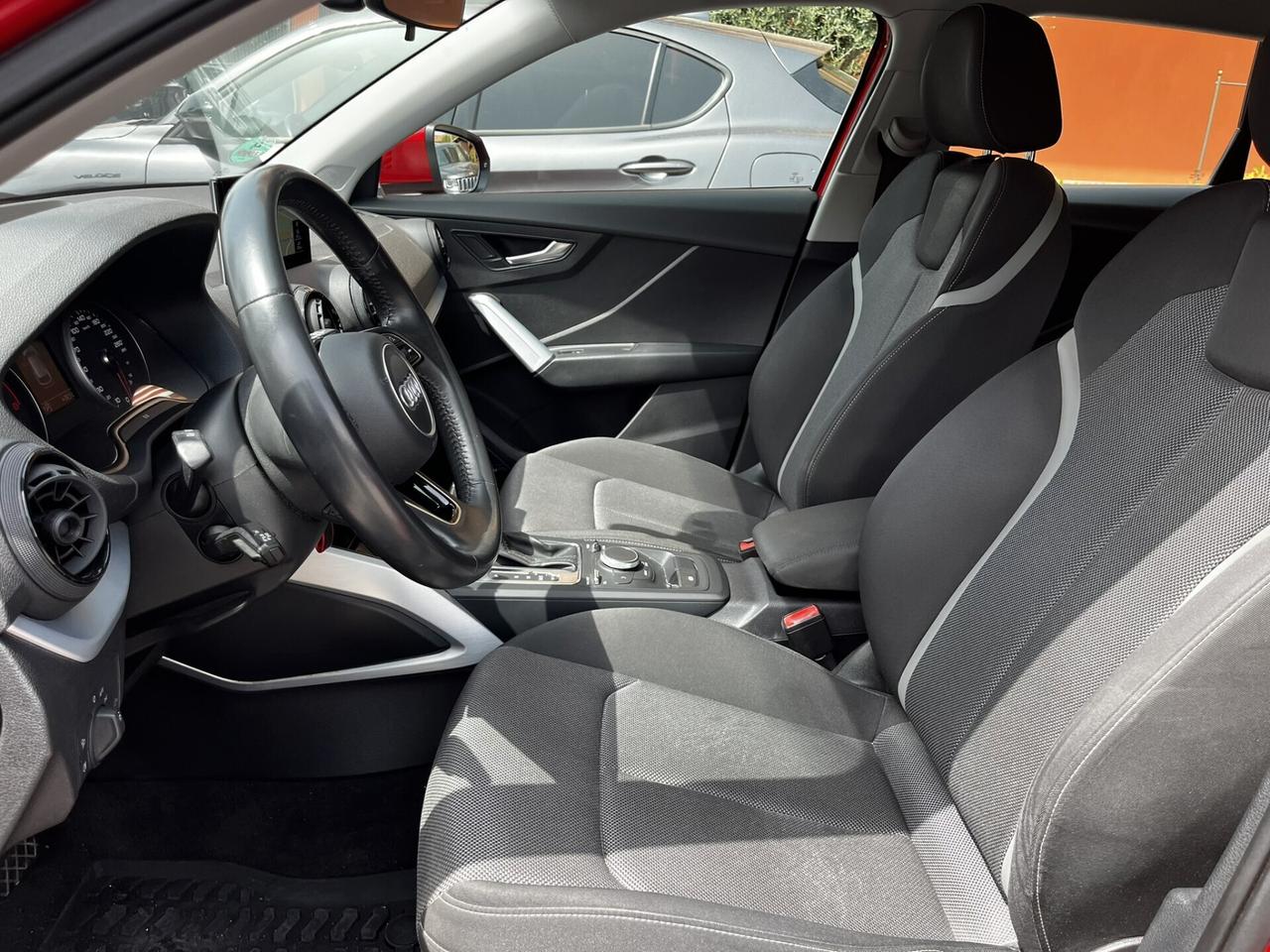 Audi Q2 30 TFSI S tronic Design S line