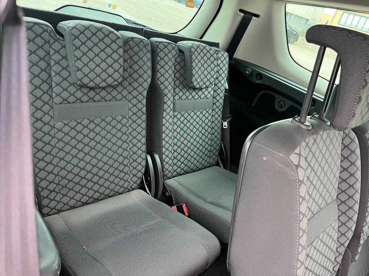 Renault Scenic Scénic 1.5 dCi Dynamique 7 Posti