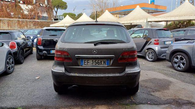 MERCEDES-BENZ B 200 CDI Premium