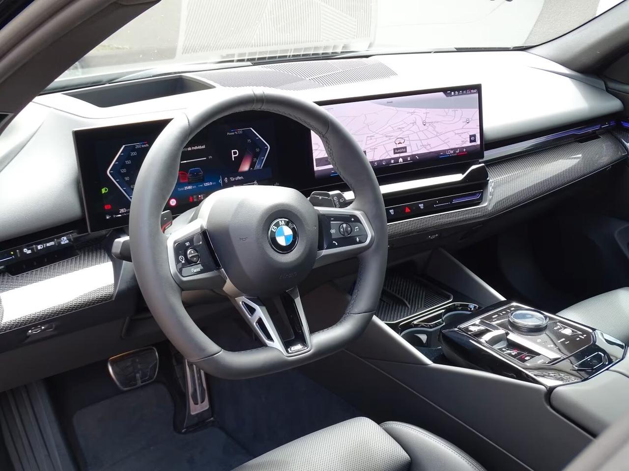 BMW*520d*48V*TOURING*M-SPORT*H&K*HEADUP*360°*DAB*