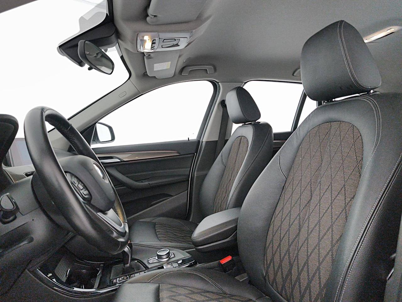 BMW X1 (F48) sDrive18d xLine