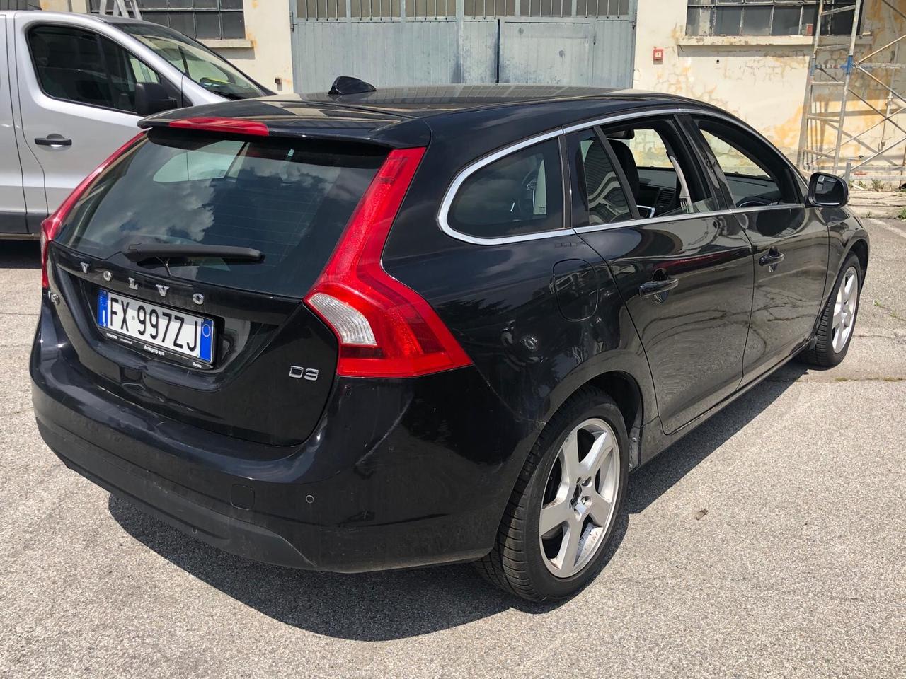 Volvo V60 D3 2.0DIESEL 160CV STOFFA MANUALE NAVIGATORE