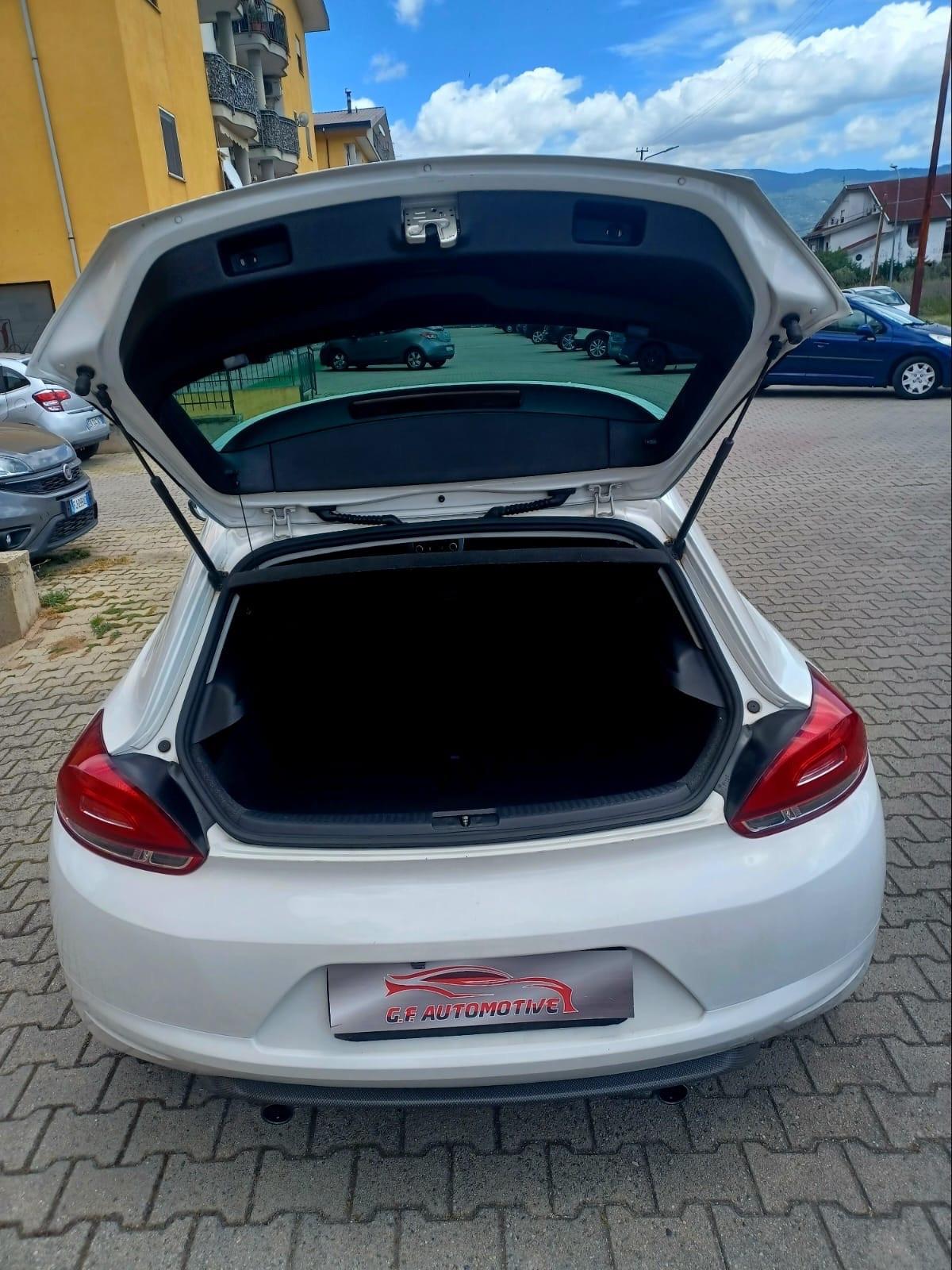 Volkswagen Scirocco 2.0 TDI 140CV DPF DSG