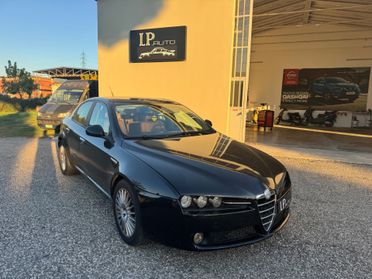 Alfa Romeo 159 1.9 JTDm 16V Exclusive