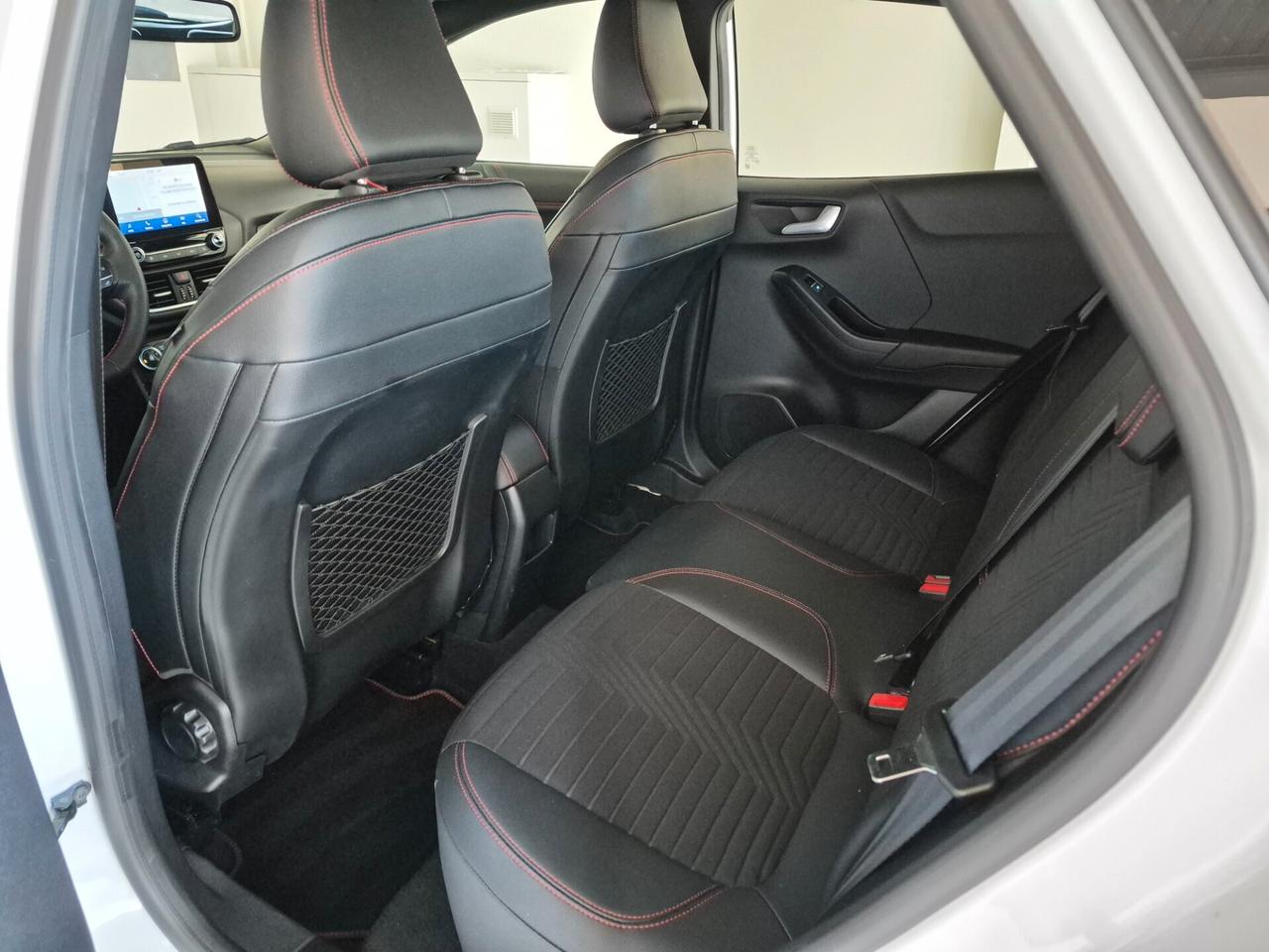 Ford Puma 1.0 ECOBOOST ST-LINE X LED PELLE NAVI C.18 SOSPENSIONI SPORTIVE WIRELESS VETRI PRIVACY KEYLESS RETROCAMERA CLIMA AUTO